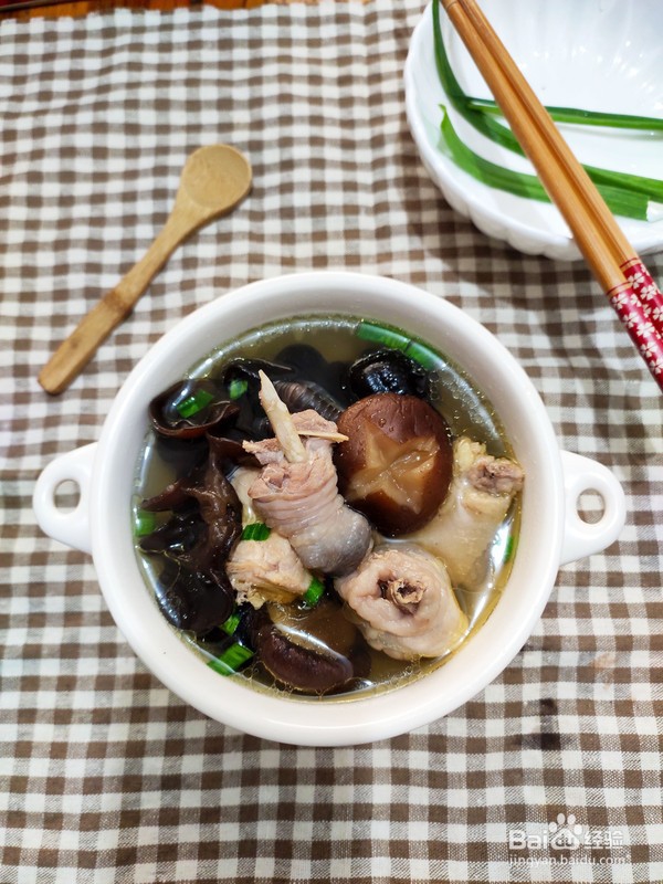 香菇木耳蒸鸡做法