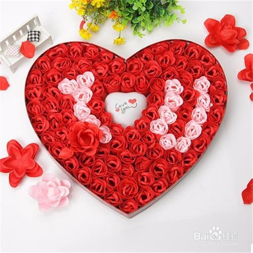 给女朋友送什么礼物好