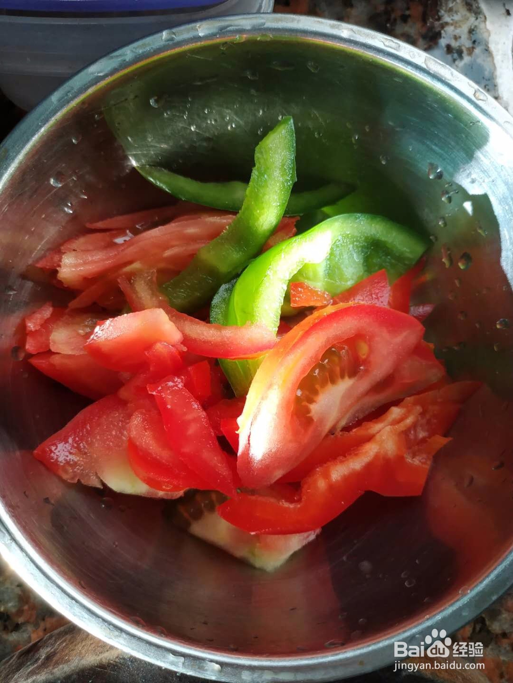 苦瓜炒鸡蛋做法(一)