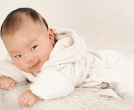 宝宝尿片为什么会有霉臭味?