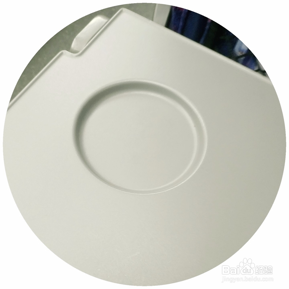 高铁动车二等座上面的桌子介绍？