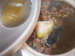 教你怎么做松茸海参炖土鸡