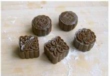 市场上最吸人的一款月饼——广式黑米月饼