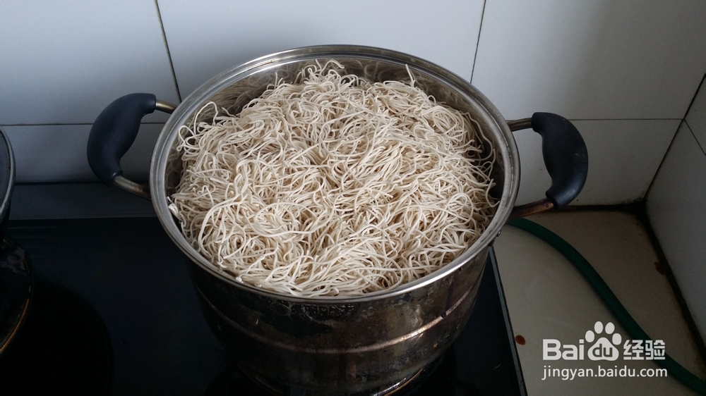 夏季如何吃到一碗喷喷香的蒸面条!!!