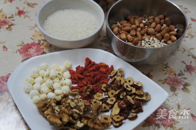 香甜粘糯八宝粥