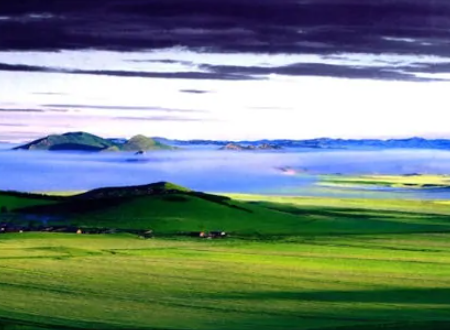 敕勒歌 笼盖四野（读ye还是ya,)天苍苍，野（读ya还是ye）茫茫,现在买的图书好多读野（ye)