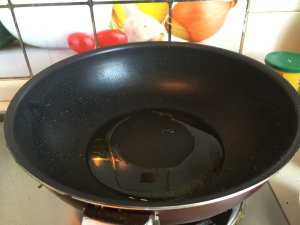 蘑菇豆瓣炒肉片