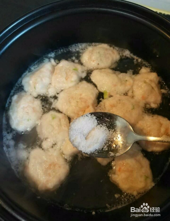 如何制作清汤虾滑？