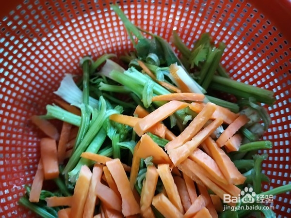 胡萝卜香芹的做法