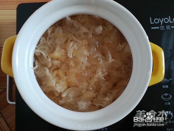 好银耳红枣羹喝的