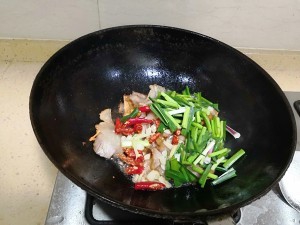 冬笋炒腊肉怎么做