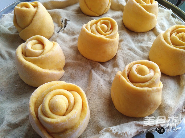黄玫瑰花馒头