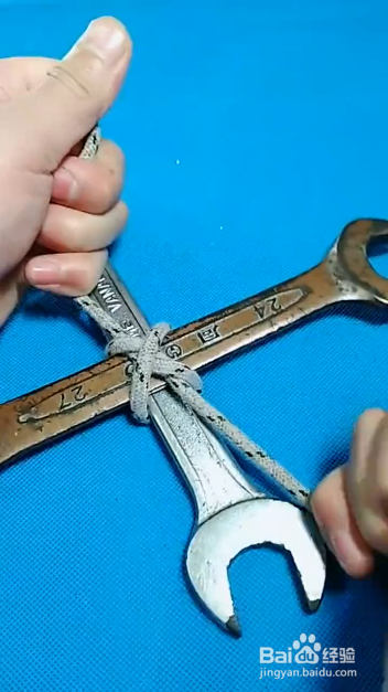 搭接捆绑形成牢固的十字交叉的妙招