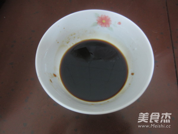 酸菜鸡翅的做法