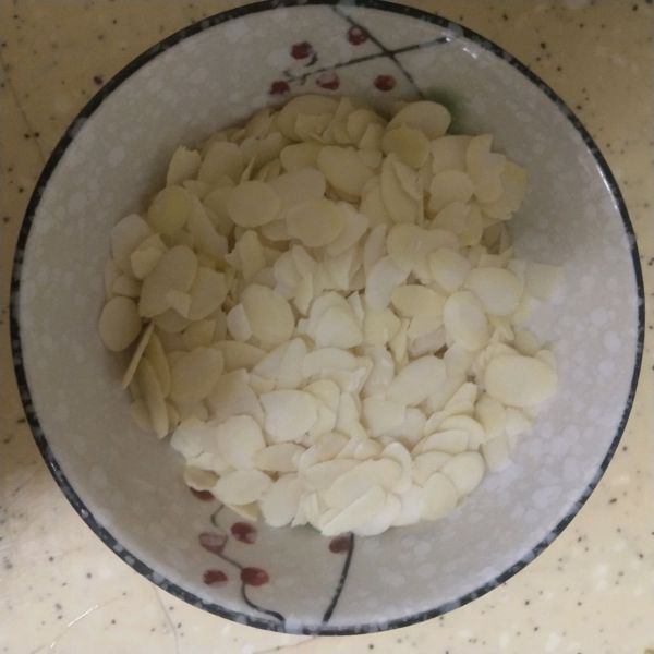 #美食视频挑战赛# 紫薯杏仁塔