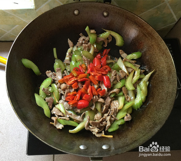 芹菜炒瘦肉的制作方法