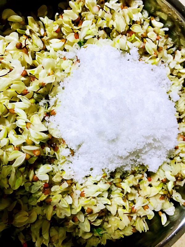 淡雅幽香槐花蜜