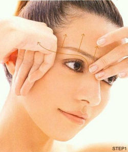 怎样解救松弛和暗沉揭秘让眼睛变大变明亮之术