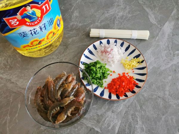 孔雀开屏椒盐虾