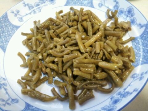 香辣酸豆角炒墨鱼