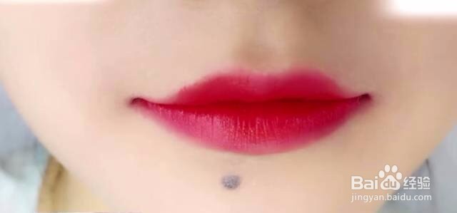 自贡玲丽彩妆教大家如何用一支口红化出八种唇妆