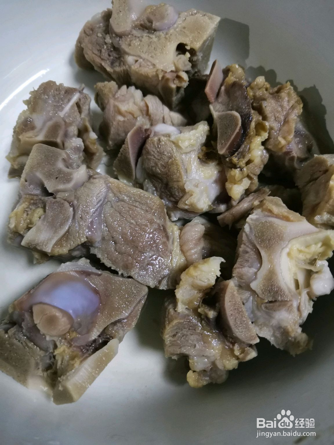正宗韩式土豆脊骨汤的做法