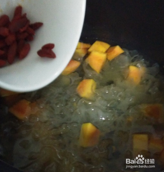 木瓜炖银耳的做法