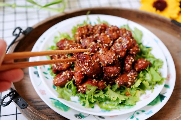 喷香孜然羊肉粒