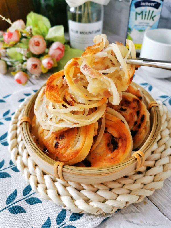黄油葱香盘丝饼