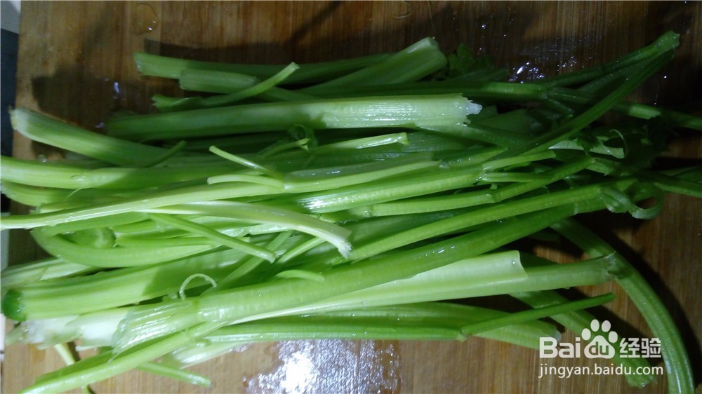 芹菜怎么做简单又好吃