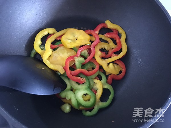 美味的牛排披萨