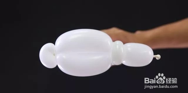 如何用气球做大白