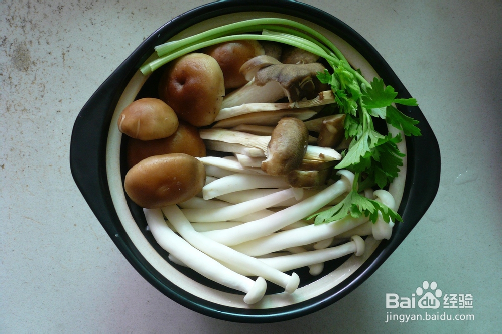 零厨艺之杂菇煲