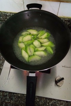 丝瓜鸡蛋汤的简单做法