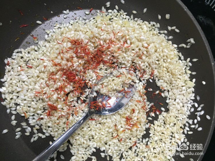 西班牙海鲜烩饭的做法