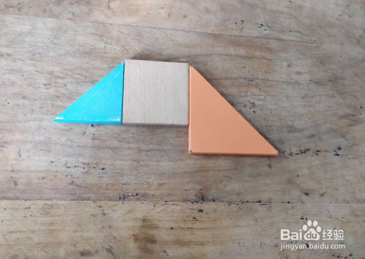 用七巧板怎样拼一只爬冰的北极熊？