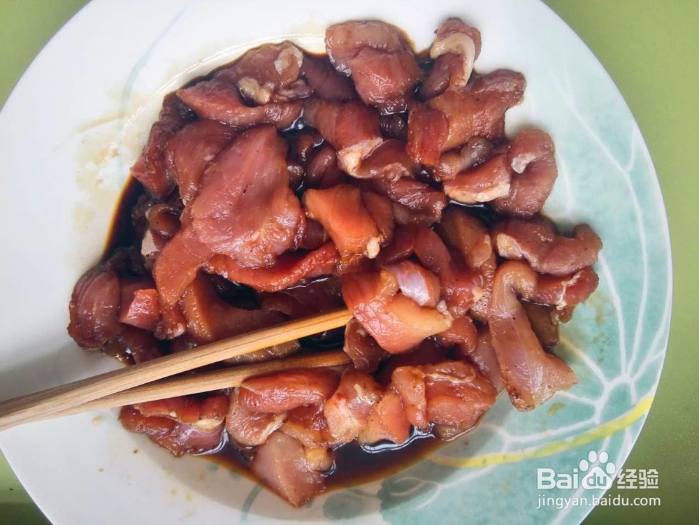 用面包渣干炸里脊的做法