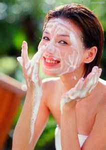 冬季皮肤总是脱壳掉皮怎么办