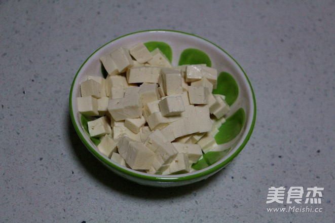 滑嫩荠菜豆腐羹