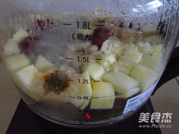 红枣苹果菊花茶