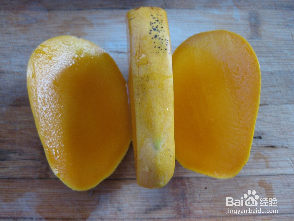 如何快速做好夏日解暑佳品芒果沙冰？