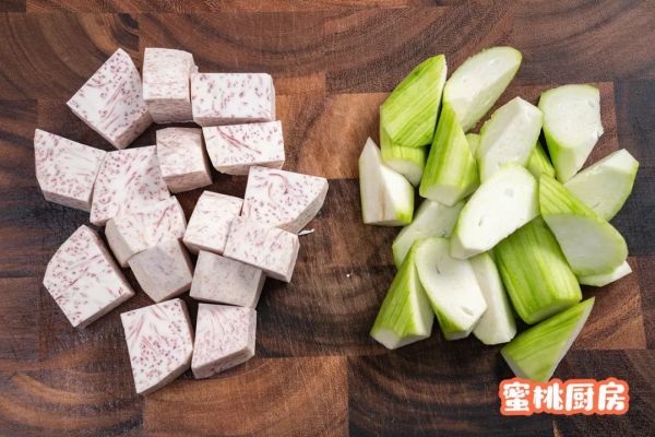 丝瓜芋头花甲汤