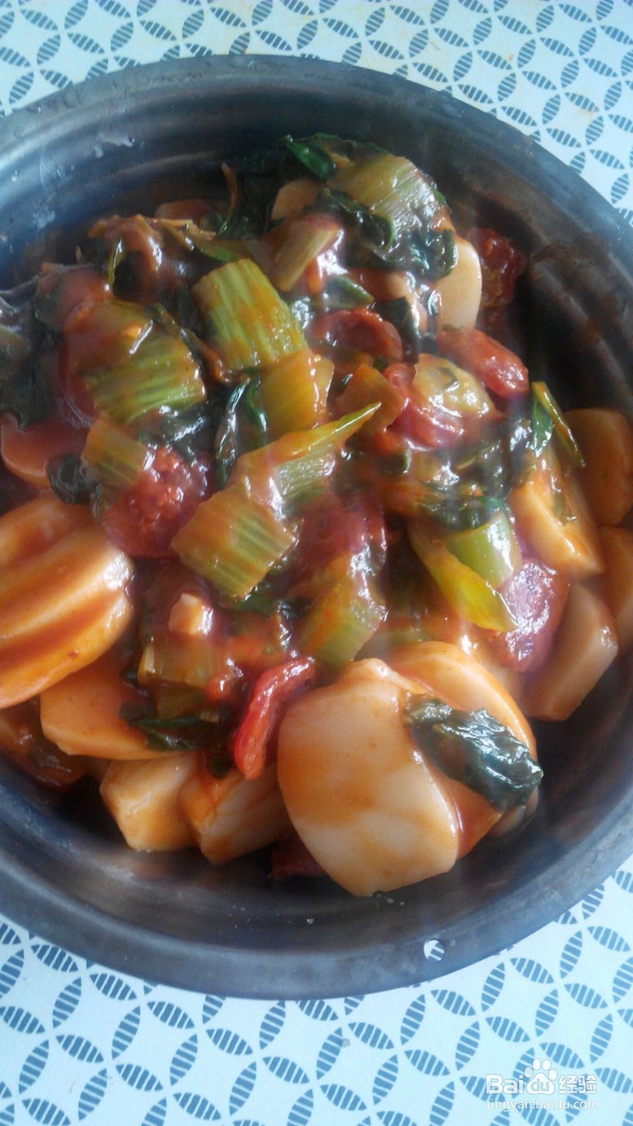 腊肠炒年糕的做法