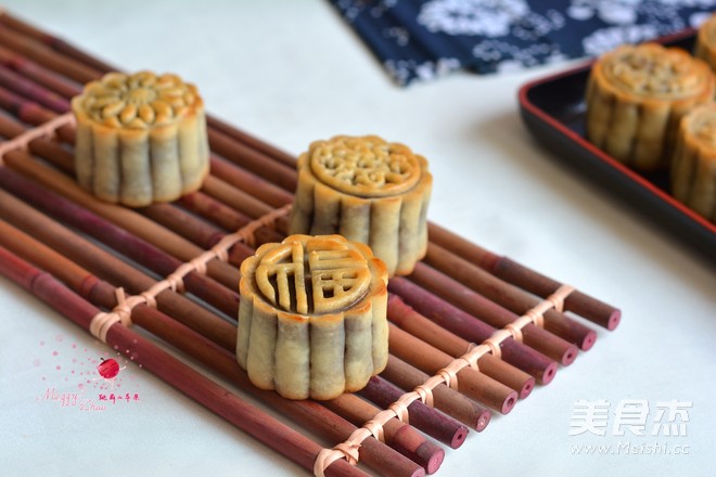 广式红豆沙蛋黄月饼