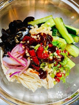 凉拌腐竹青瓜木耳的做法