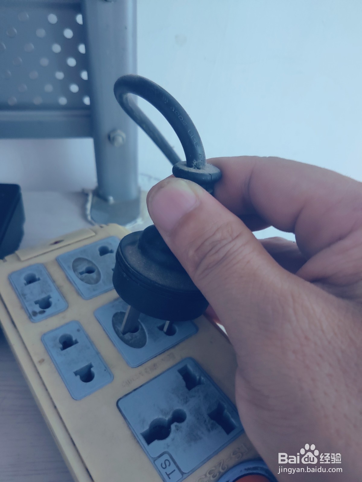 电脑电源线给电饭锅用