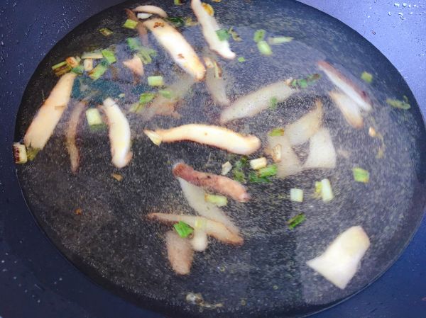 香菇菠菜鸡蛋面