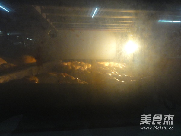 圣诞花环面包