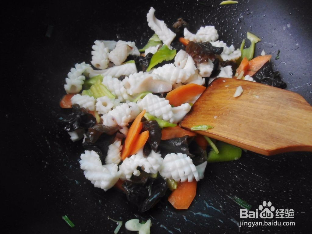 爆炒鱿鱼卷的做法