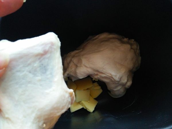 蔓越莓黑芝麻酸奶软欧